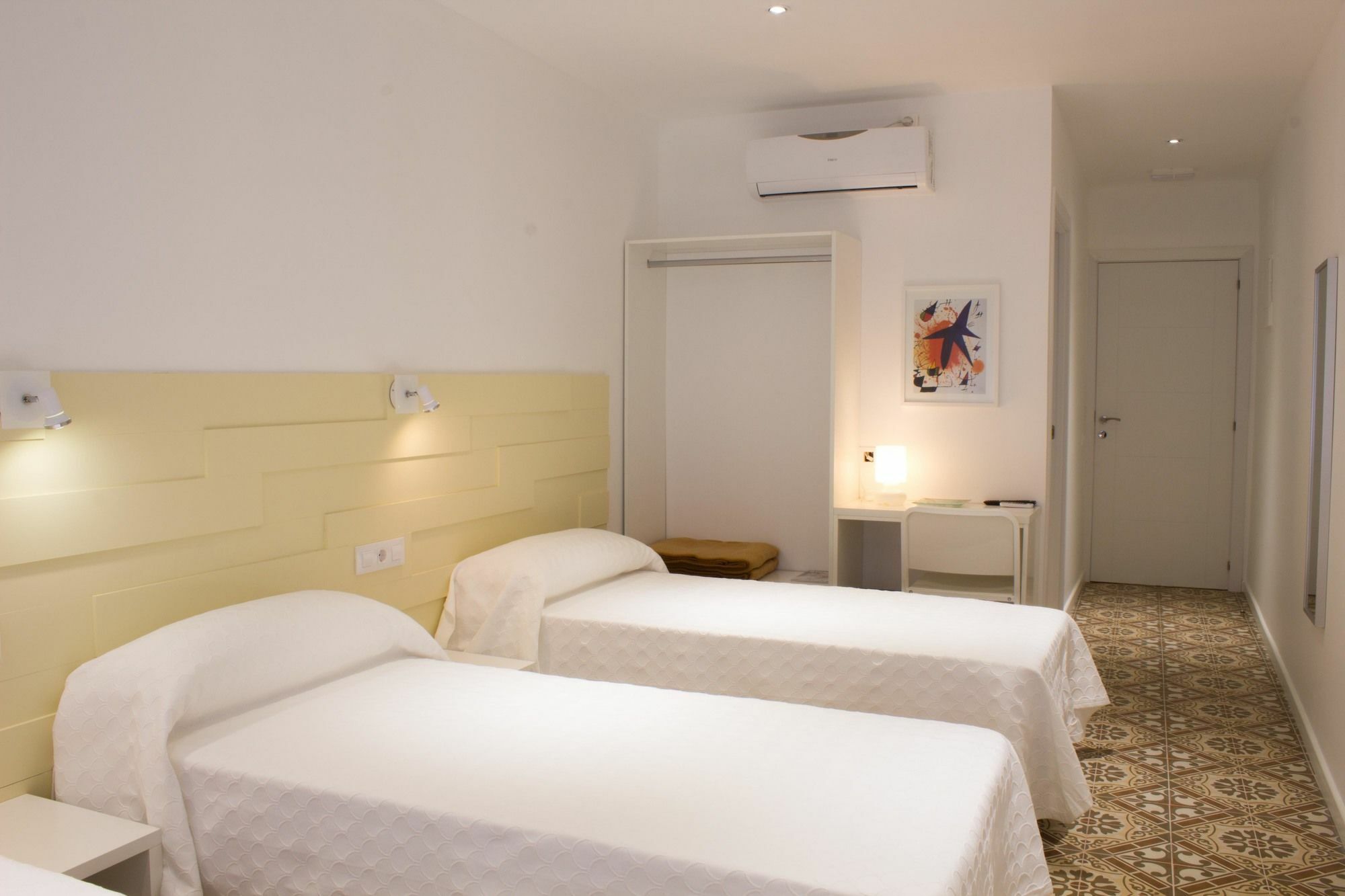 Nova Guest house 2*